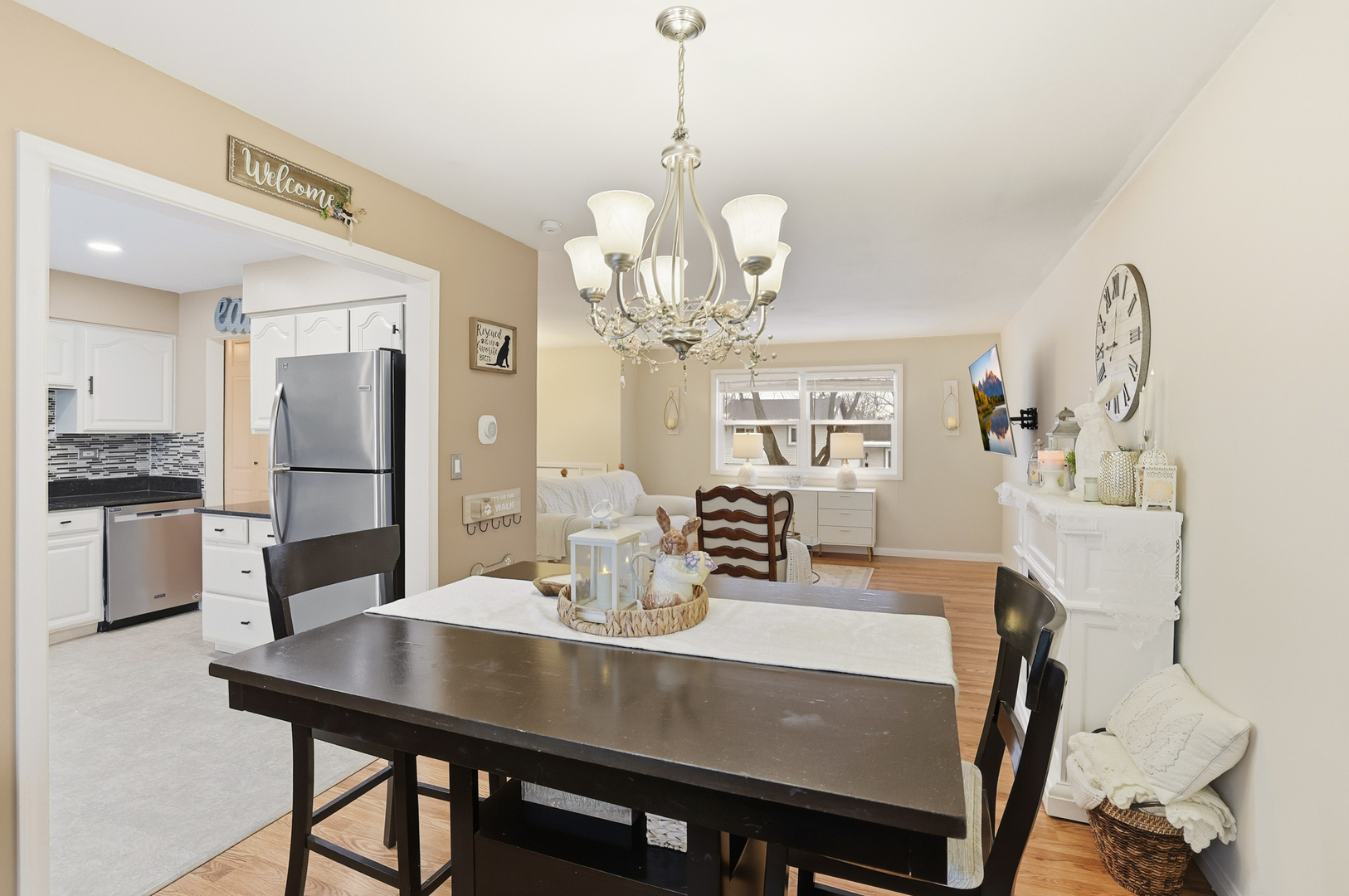 72 West Nevada Avenue Glendale Heights IL 60139