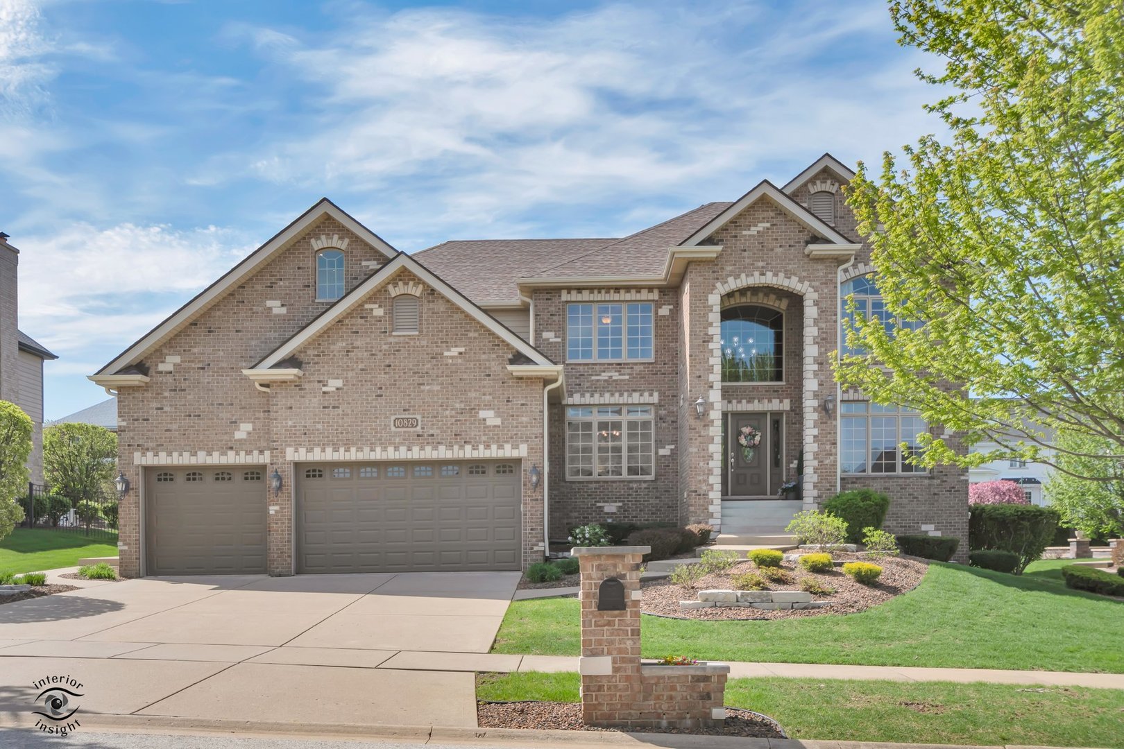 10829 Warwick Lane Orland Park IL 60462