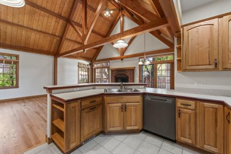 107 North Elmhurst Avenue Mount Prospect IL 60056