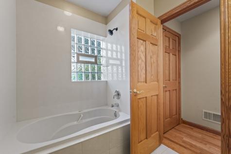 107 North Elmhurst Avenue Mount Prospect IL 60056