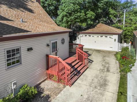 107 North Elmhurst Avenue Mount Prospect IL 60056
