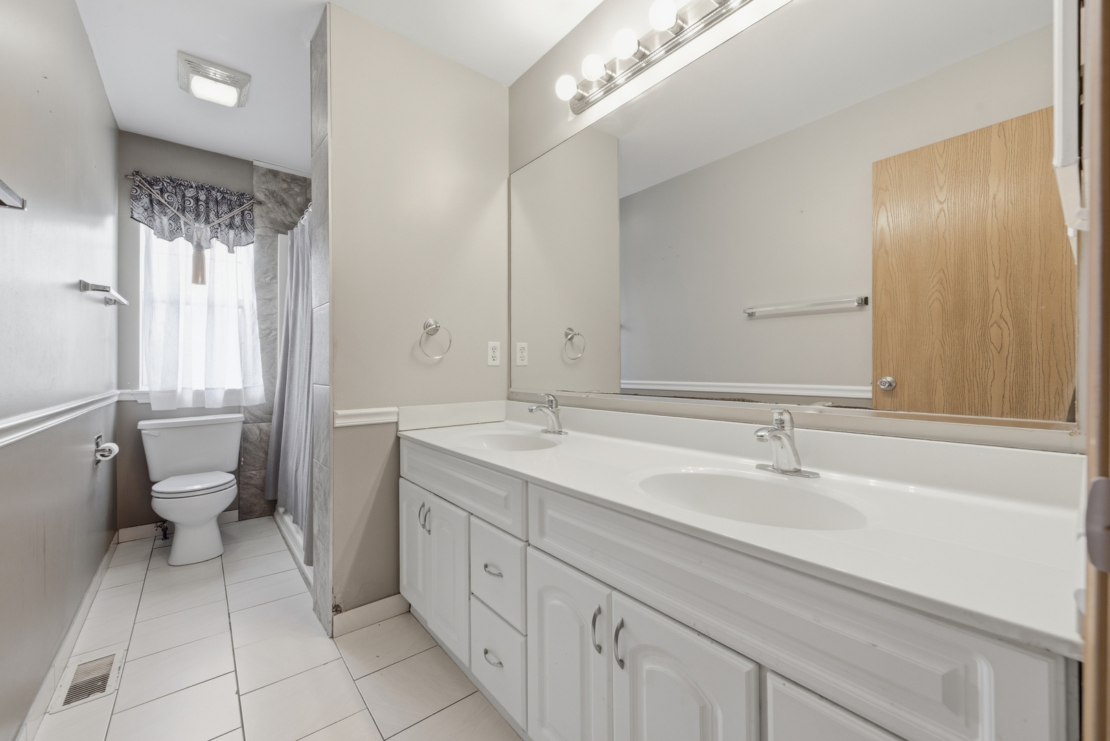 13661 South Jersey Court Plainfield IL 60544
