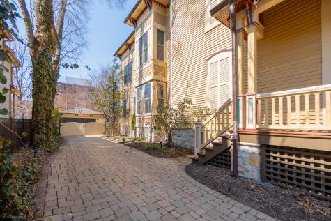 511 North Grove Avenue Oak Park IL 60302