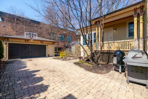 511 North Grove Avenue Oak Park IL 60302