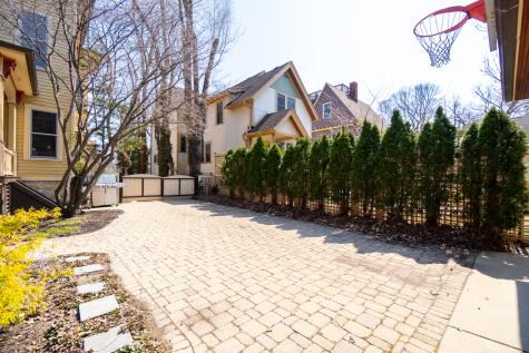 511 North Grove Avenue Oak Park IL 60302