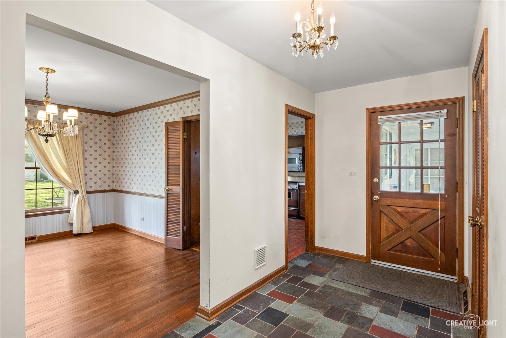 29W007 Oak Lane Warrenville IL 60555