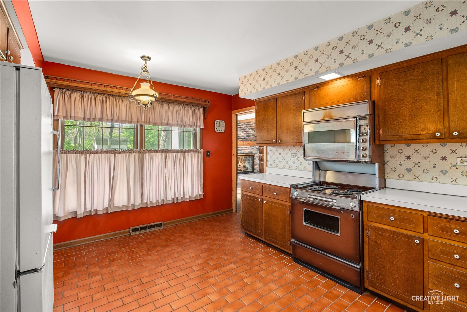 29W007 Oak Lane Warrenville IL 60555