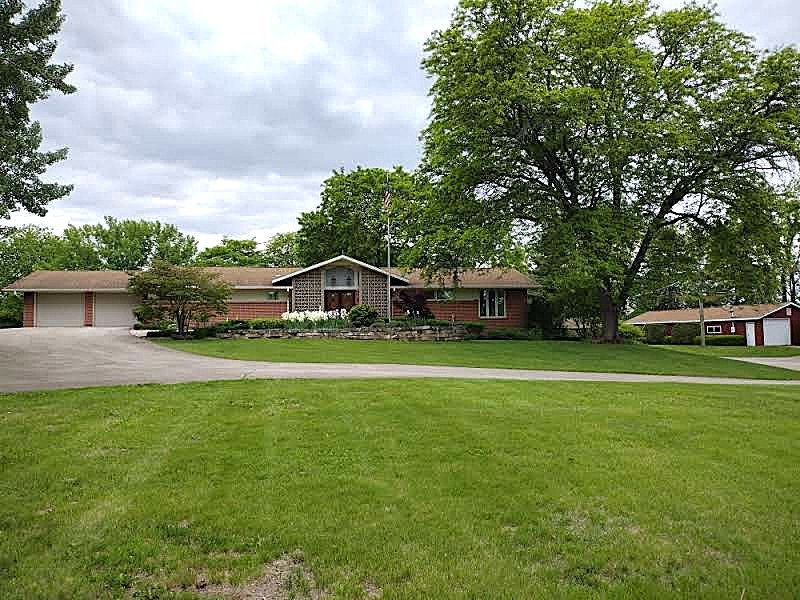 4910 Kilburn Avenue Rockford IL 61101