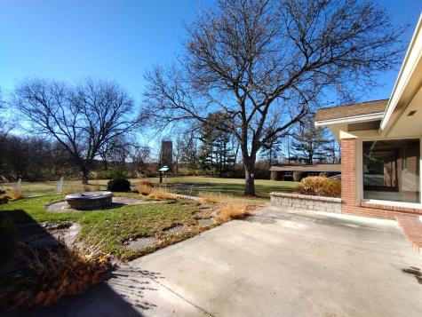4910 Kilburn Avenue Rockford IL 61101
