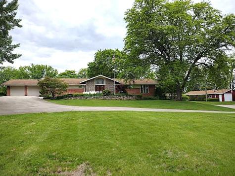 4910 Kilburn Avenue Rockford IL 61101