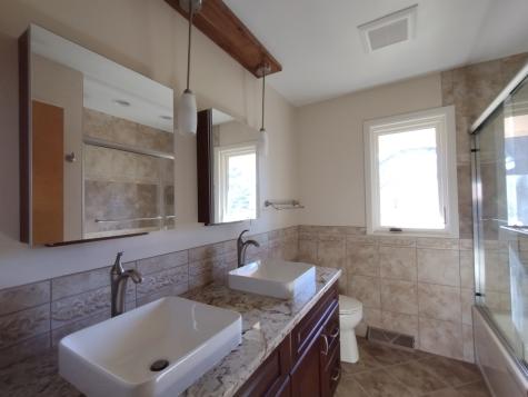4910 Kilburn Avenue Rockford IL 61101