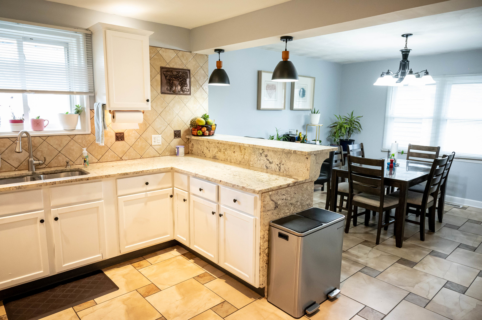 340 East Drake Avenue Addison IL 60101