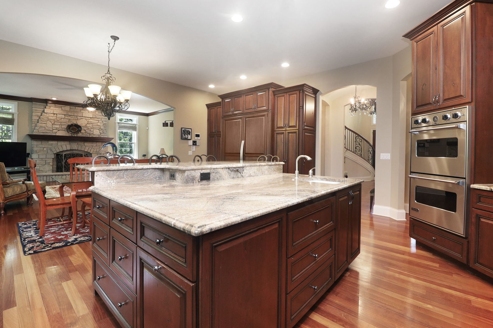 616 Driftwood Court Naperville IL 60540