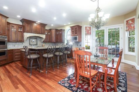 616 Driftwood Court Naperville IL 60540