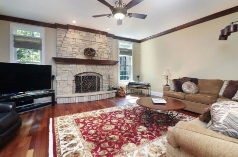 616 Driftwood Court Naperville IL 60540