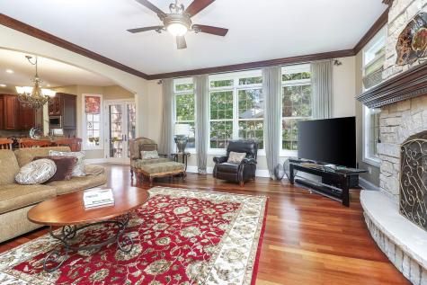 616 Driftwood Court Naperville IL 60540