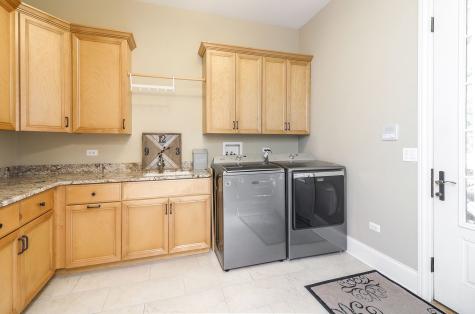 616 Driftwood Court Naperville IL 60540