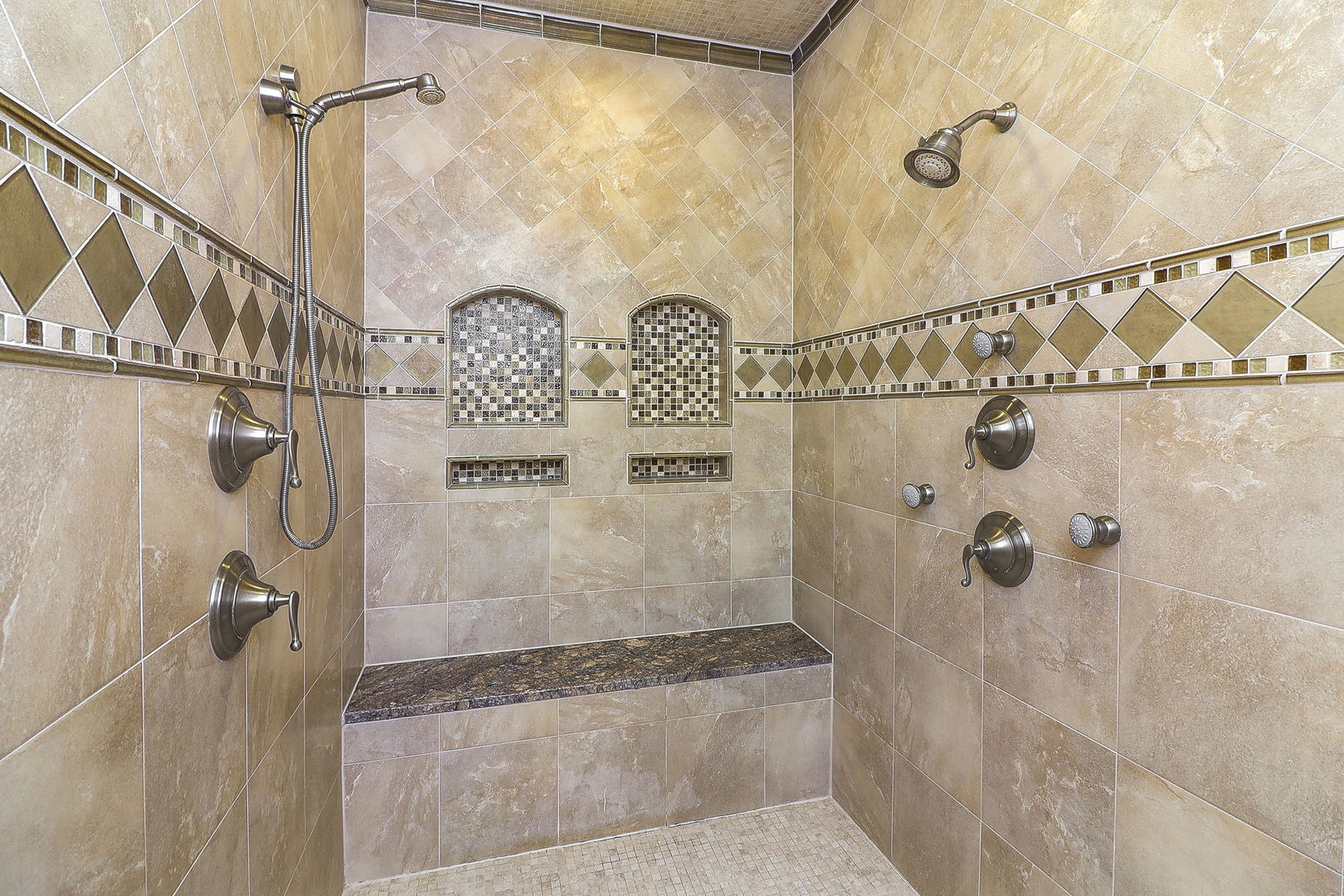 616 Driftwood Court Naperville IL 60540