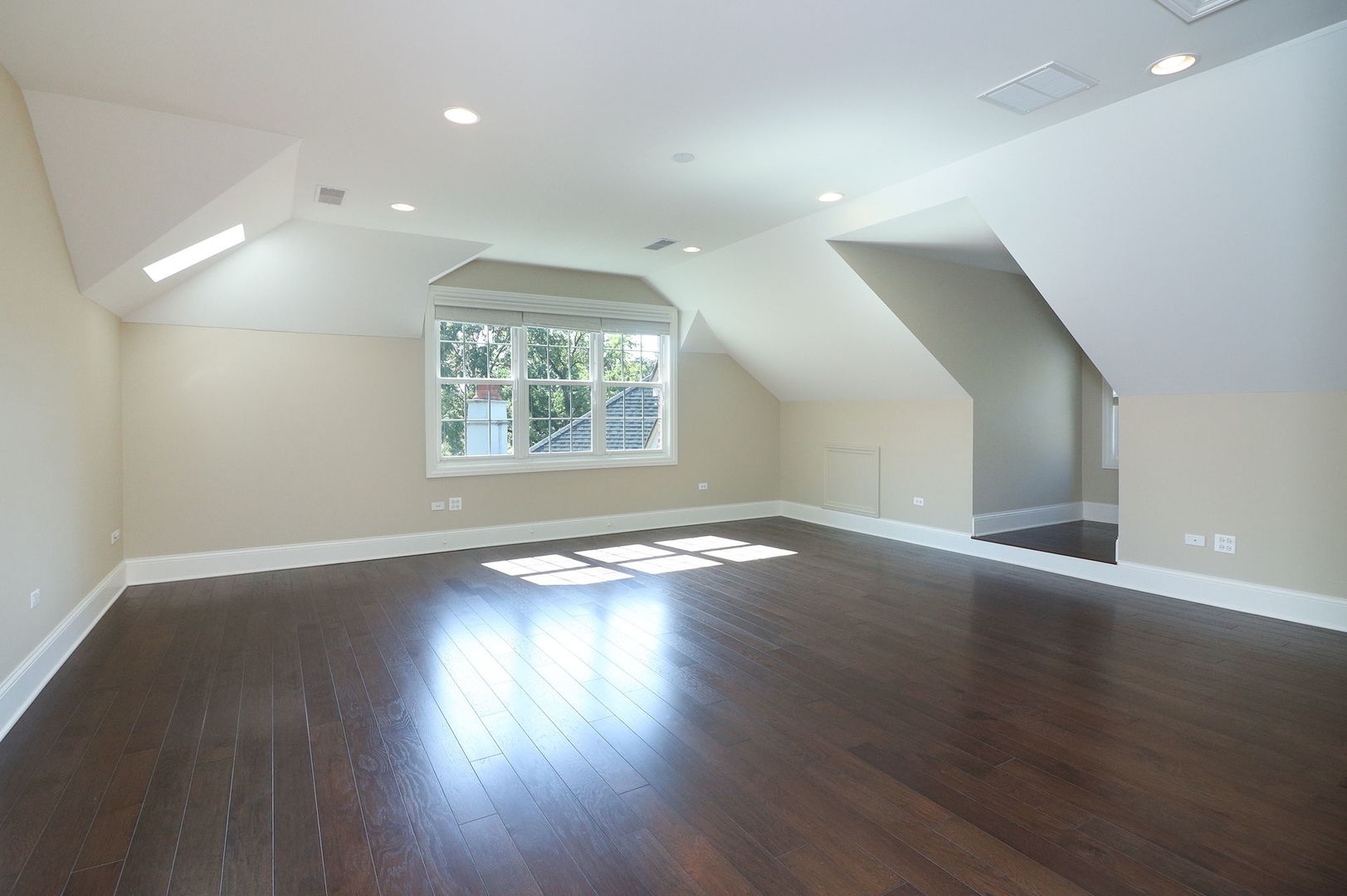 616 Driftwood Court Naperville IL 60540