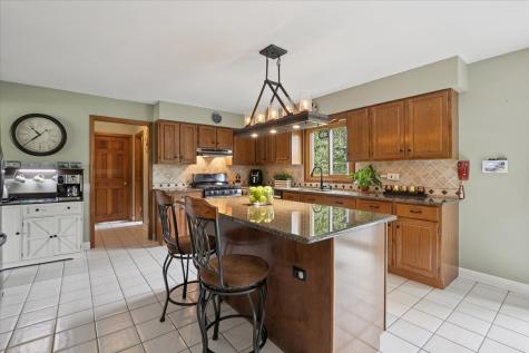 1902 Pine Meadow Court Gurnee IL 60031