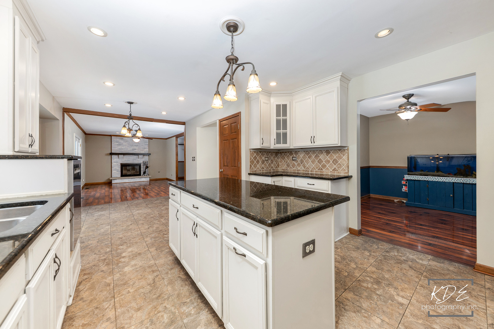 515 Cimarron Drive W Aurora IL 60504