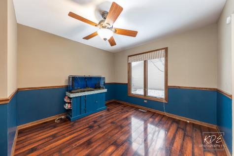 515 Cimarron Drive W Aurora IL 60504