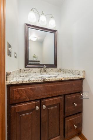 515 Cimarron Drive W Aurora IL 60504