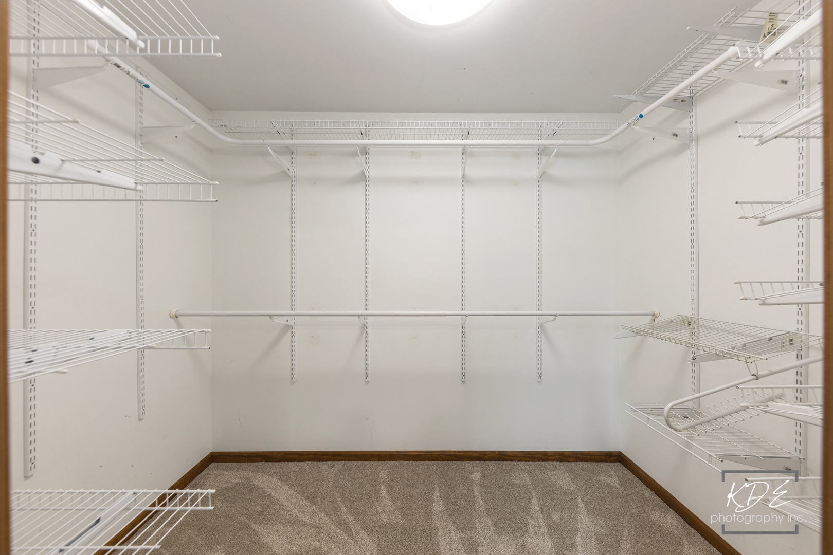 515 Cimarron Drive W Aurora IL 60504