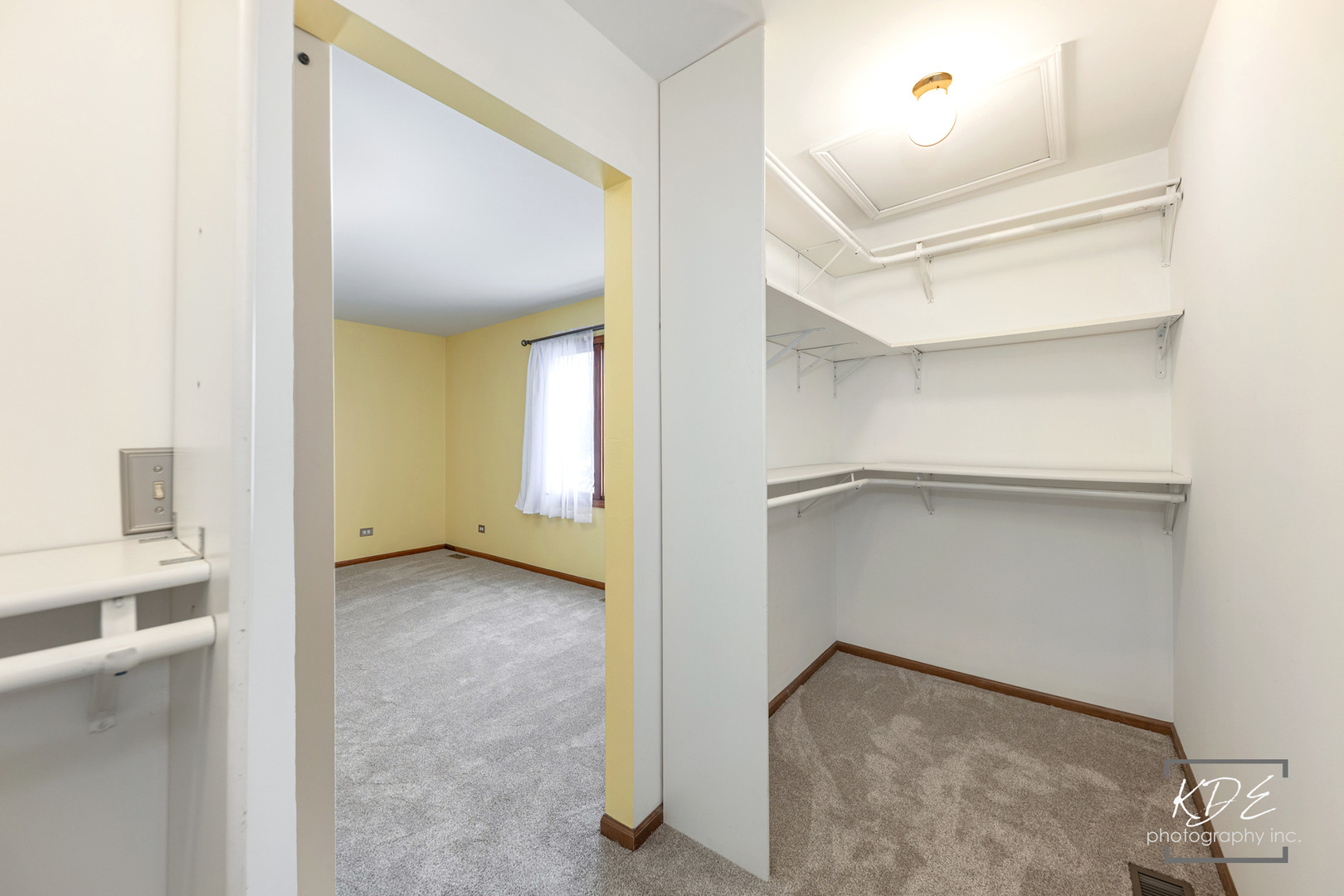 515 Cimarron Drive W Aurora IL 60504