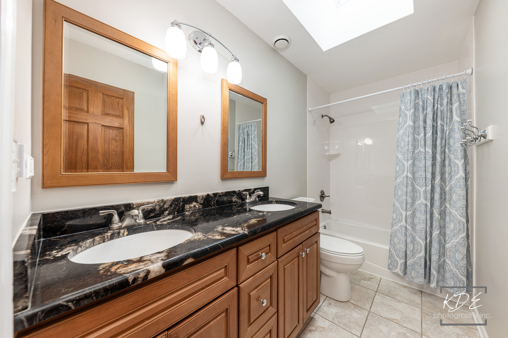 515 Cimarron Drive W Aurora IL 60504