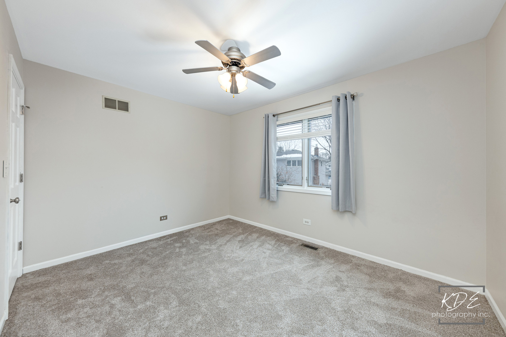 515 Cimarron Drive W Aurora IL 60504