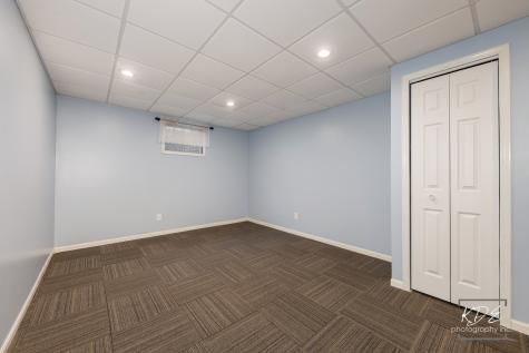 515 Cimarron Drive W Aurora IL 60504