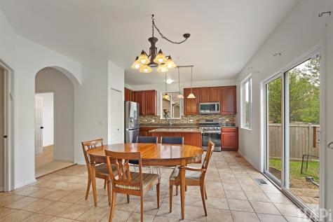 2050 Colchester Avenue Hoffman Estates IL 60192