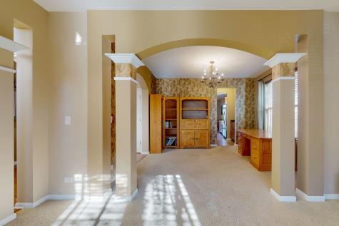 5670 Brentwood Drive Hoffman Estates IL 60192