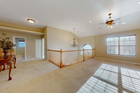 5670 Brentwood Drive Hoffman Estates IL 60192