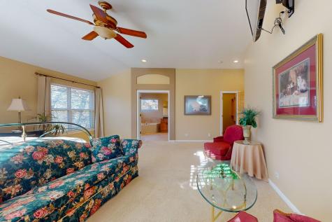 5670 Brentwood Drive Hoffman Estates IL 60192