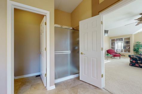 5670 Brentwood Drive Hoffman Estates IL 60192