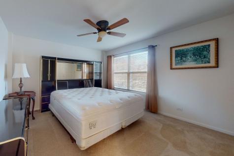 5670 Brentwood Drive Hoffman Estates IL 60192
