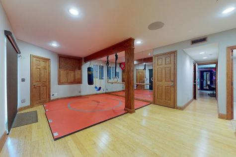 5670 Brentwood Drive Hoffman Estates IL 60192