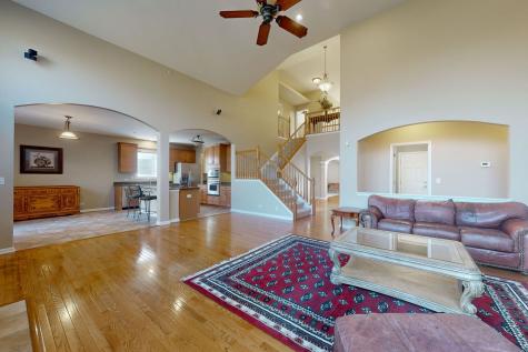 5670 Brentwood Drive Hoffman Estates IL 60192