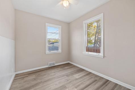 1222 Gates Street Aurora IL 60505