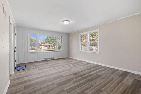 1222 Gates Street Aurora IL 60505