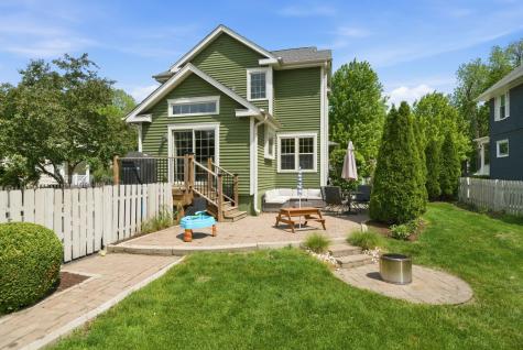 715 Oregon Avenue West Dundee IL 60118