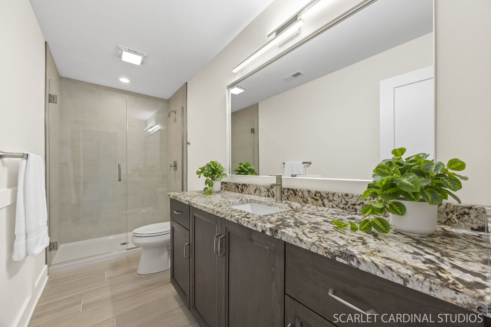 831 Avon Court Glen Ellyn IL 60137