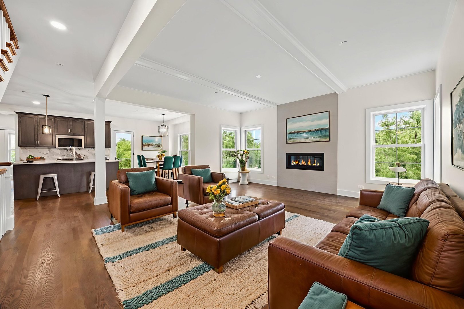 831 Avon Court Glen Ellyn IL 60137