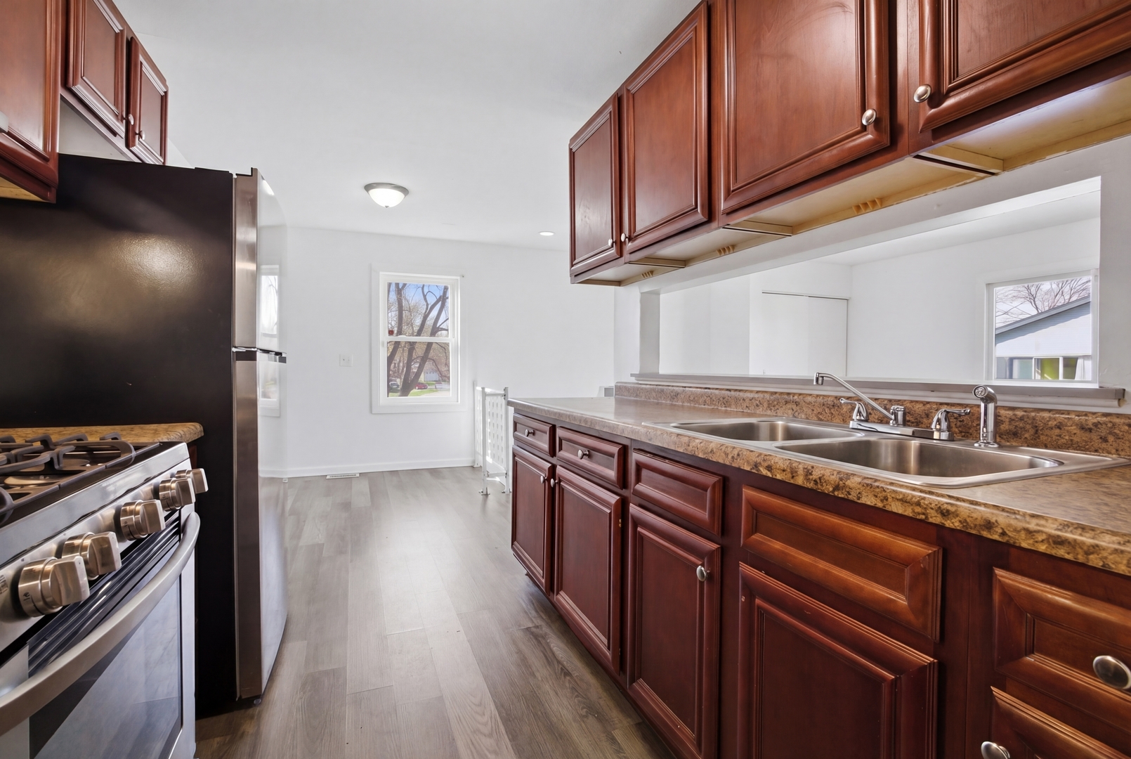 216 Eagle Court Bolingbrook IL 60440