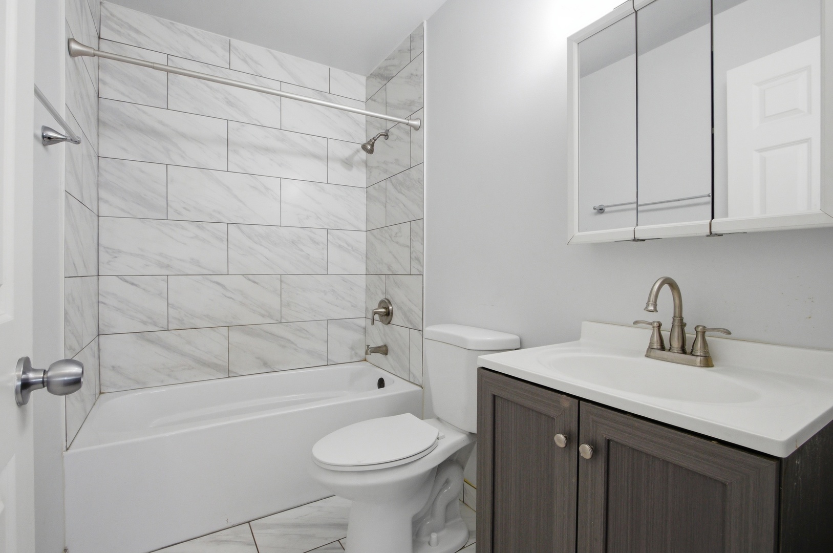 216 Eagle Court Bolingbrook IL 60440