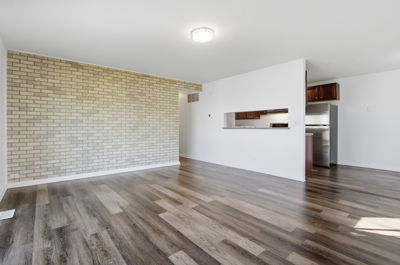 216 Eagle Court Bolingbrook IL 60440