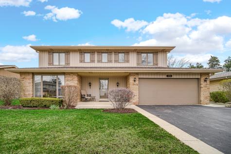 1102 West Compton Point Addison IL 60101