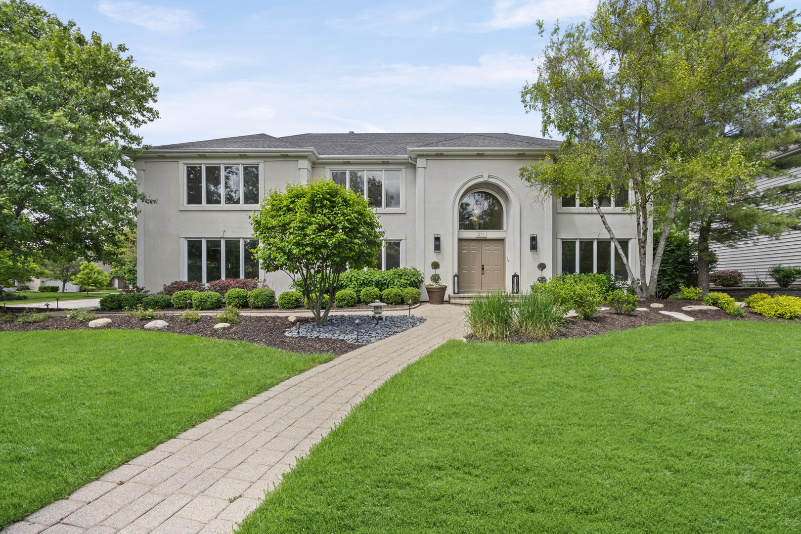 211 Millcreek Lane Naperville IL 60540